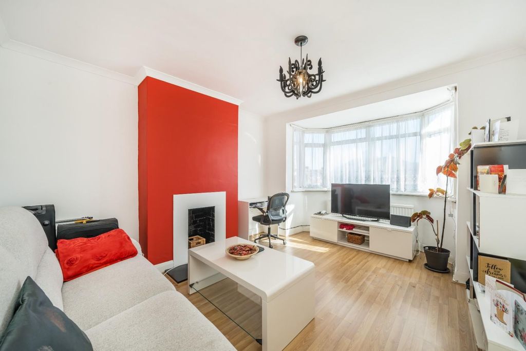 Property photo 2 of 6 Bra06657.Jpg