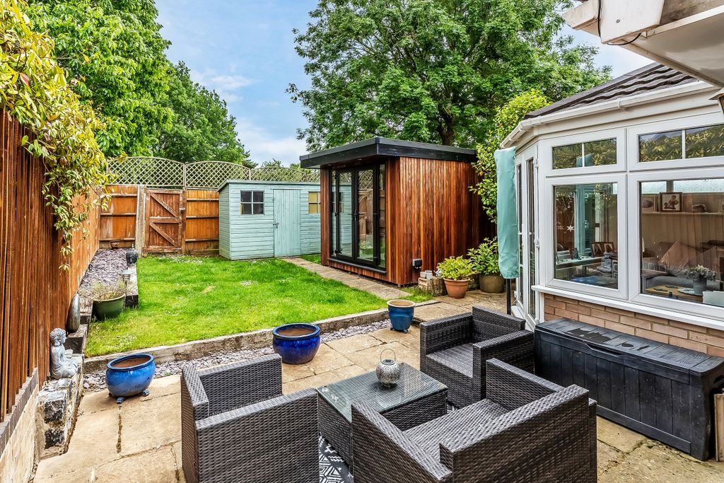 Property photo 2 of 27 2