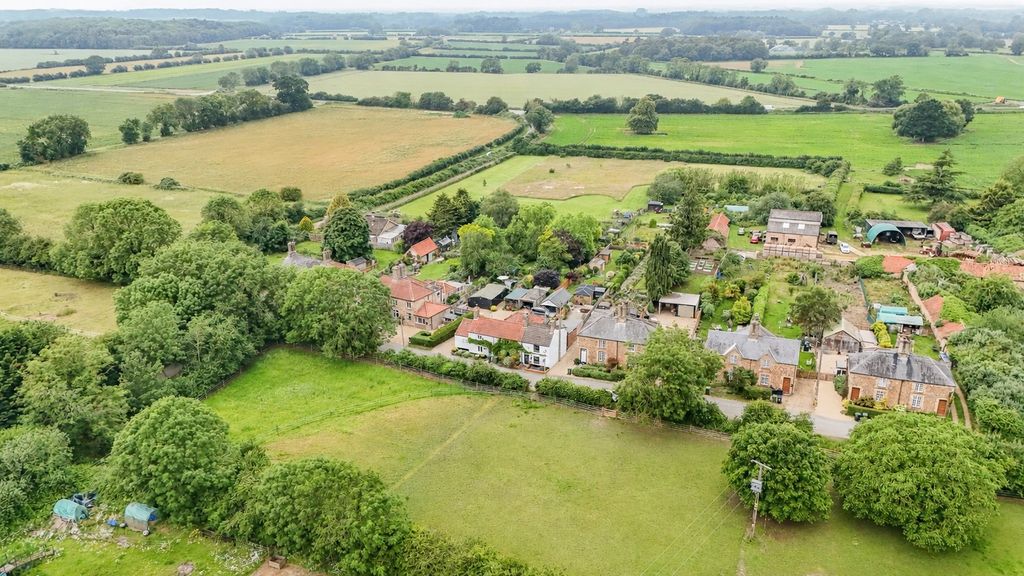 Property photo 3 of 34 5217877