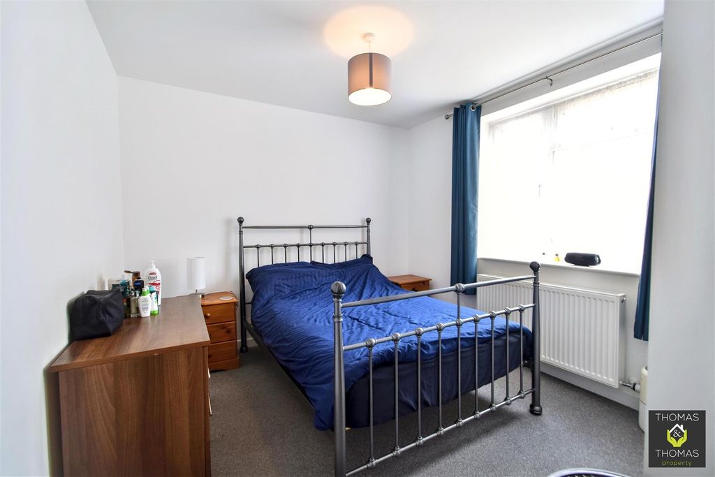 Additional image 7 of 2 bed maisonette to rentMedway Crescent, Brockworth GL3