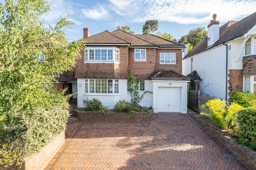 Property photo 1 of 7