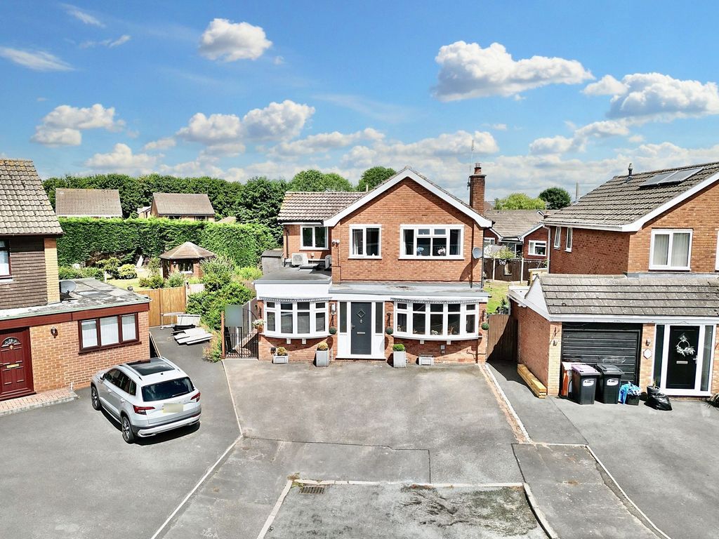 Property photo 1 of 28