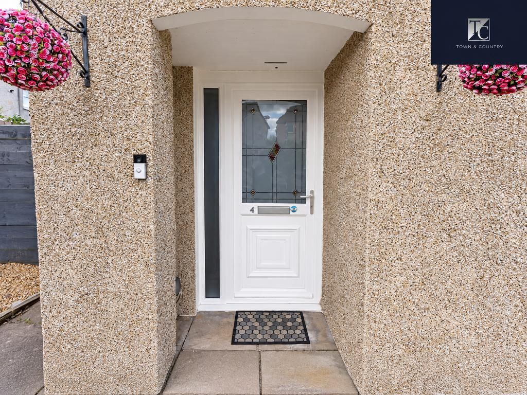 Property photo 3 of 34