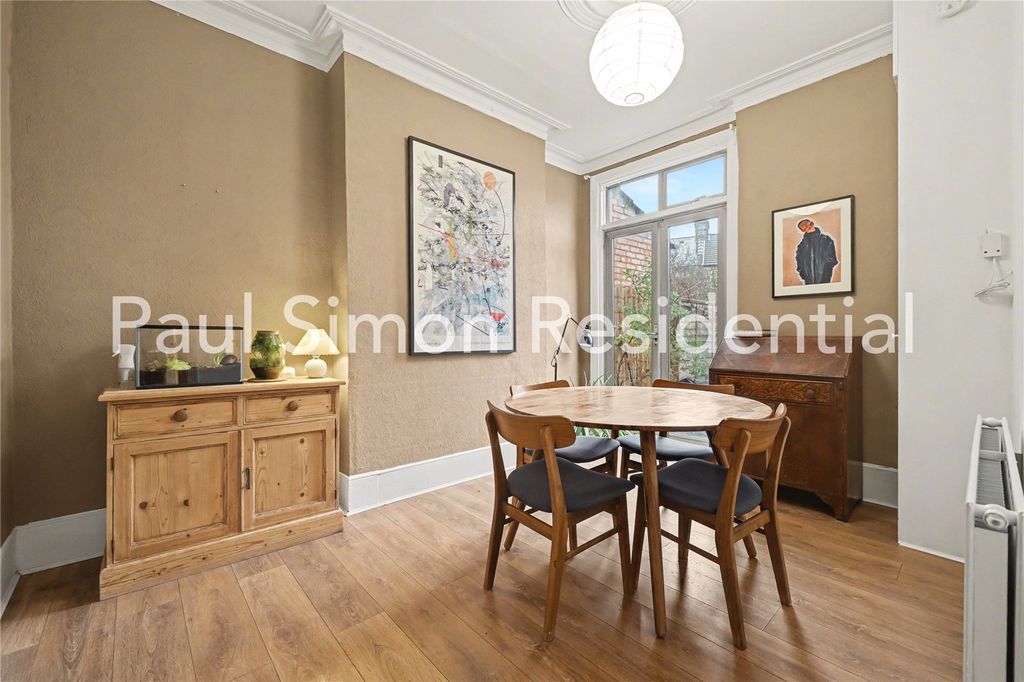 Property photo 3 of 26 Picture No. 14