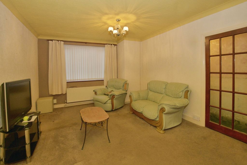 Property photo 2 of 20 Pbox-Img.Jpg