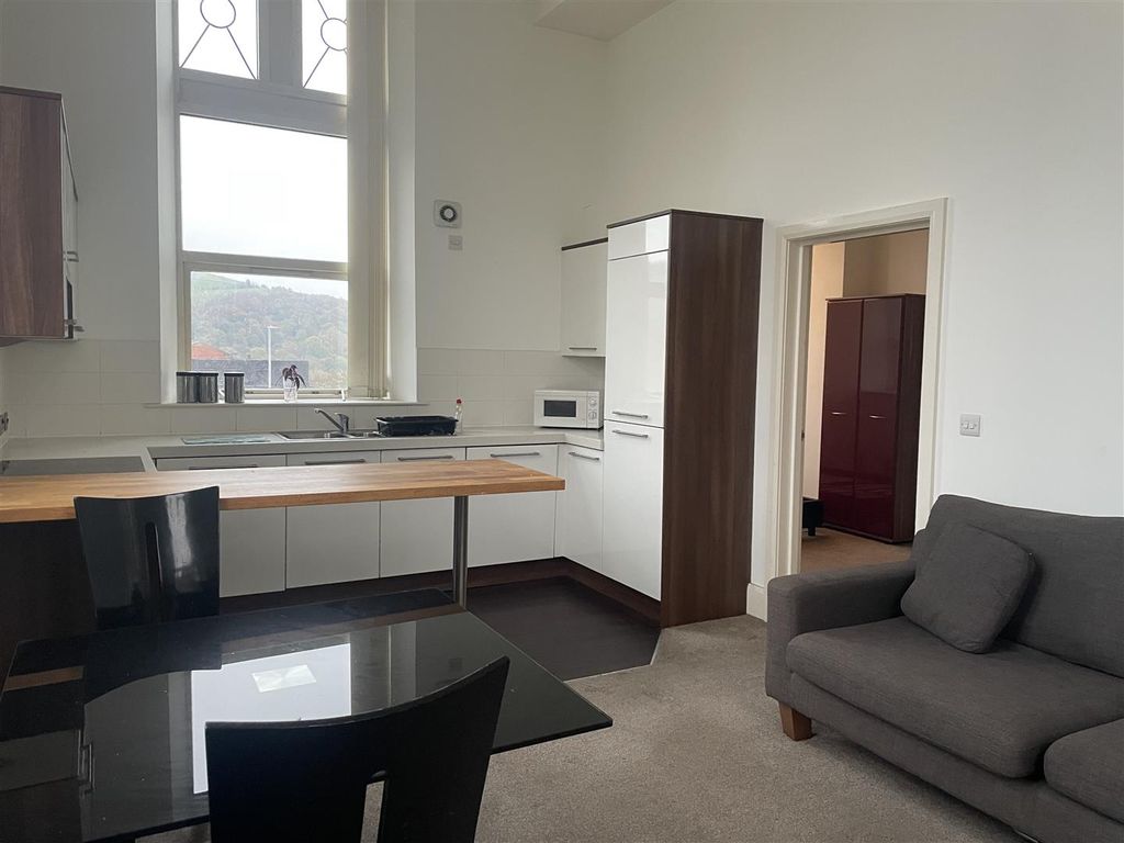 Property photo 2 of 6 Img_5732.Jpg