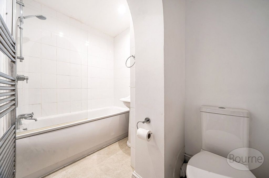 Additional image 7 of 2 bed flat for saleForest Road, Liss, Hampshire GU33