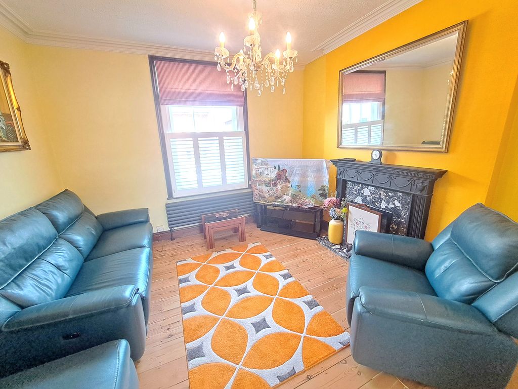Property photo 3 of 22 Drawing Room
