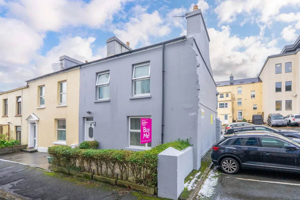 Property photo 1 of 19