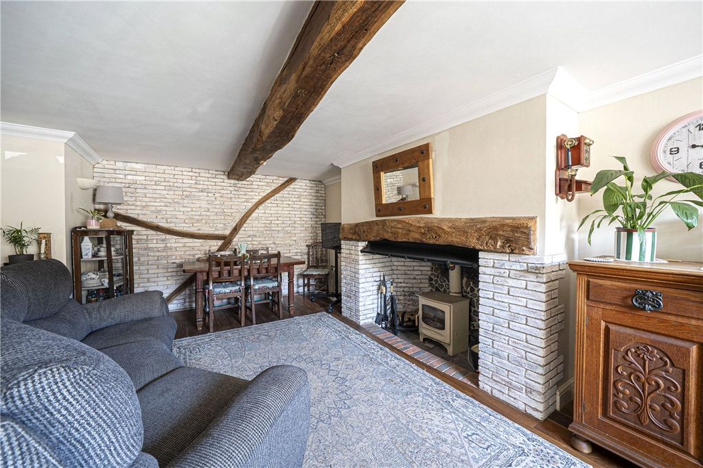 Property photo 3 of 12 Sitting Room