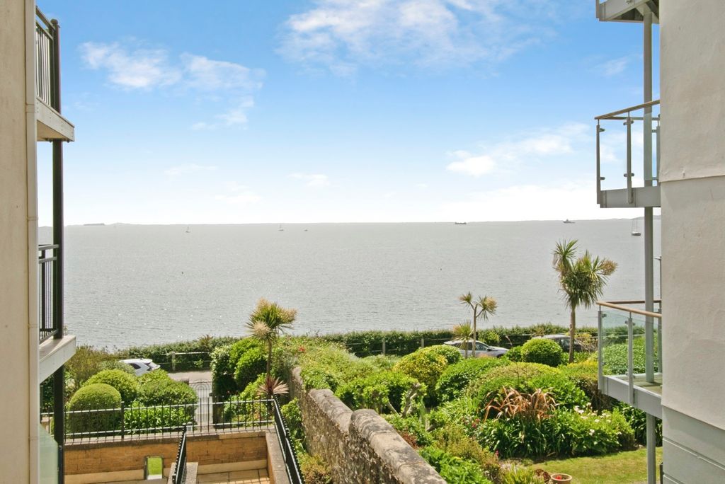 Property photo 3 of 17 Pbox-Img.Jpg