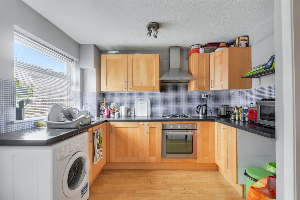 Property photo 3 of 15 Kitchen_1.Jpeg