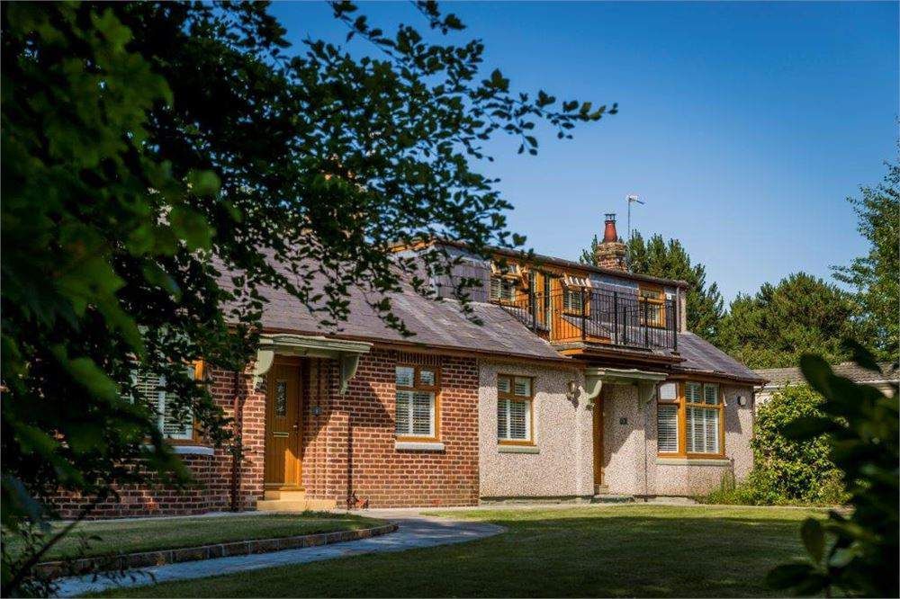 Property photo 1 of 8