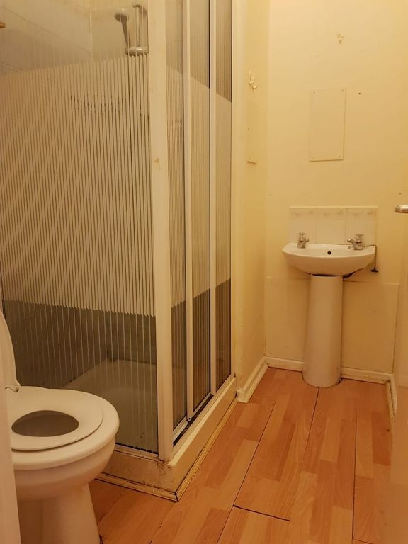 Property photo 3 of 4