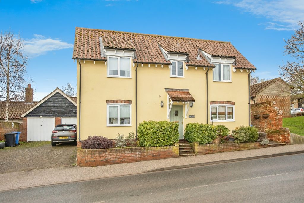 Property photo 1 of 24