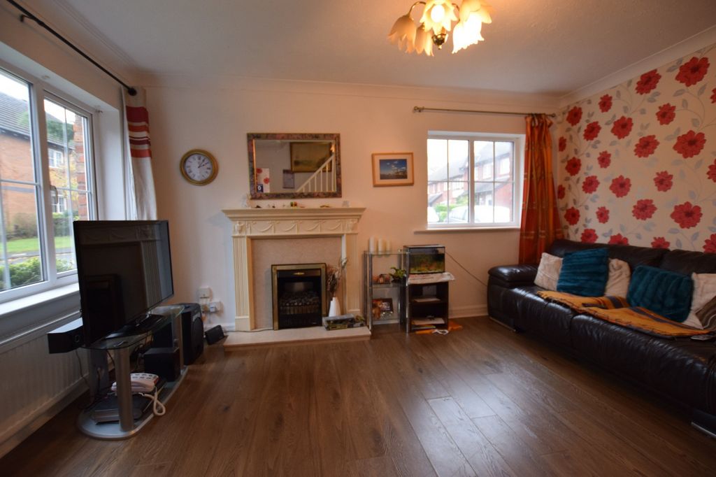 Property photo 2 of 4 Lounge