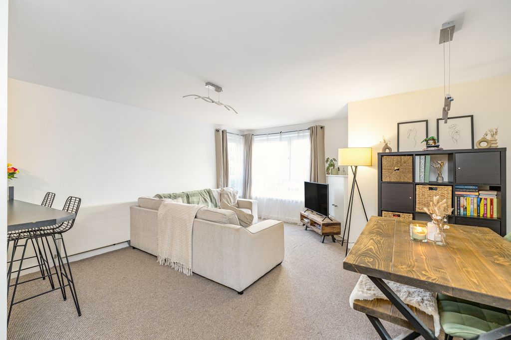 Property photo 2 of 12 Property Image 2