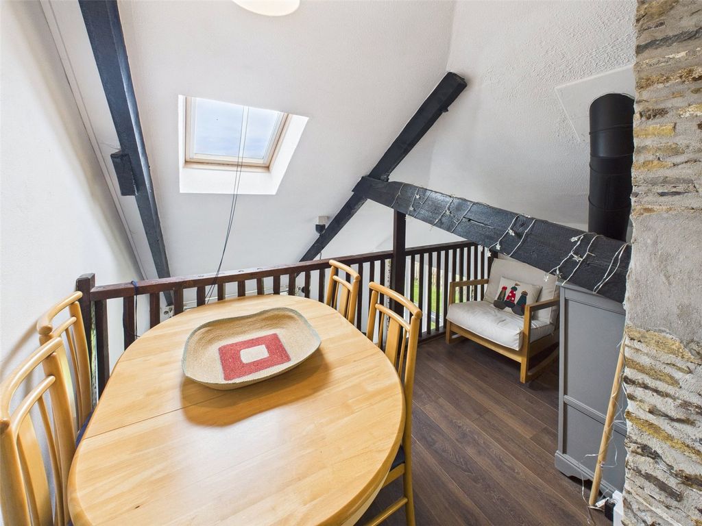 Property photo 3 of 11 Picture No. 04