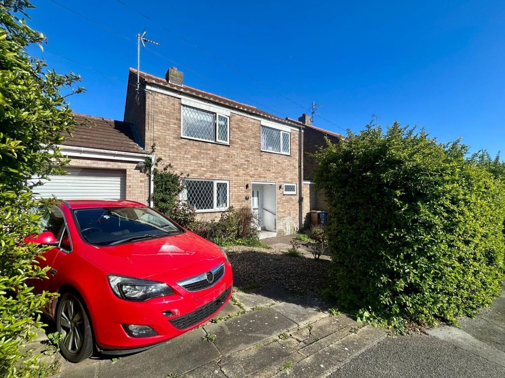 Property photo 1 of 3 Front Exterior