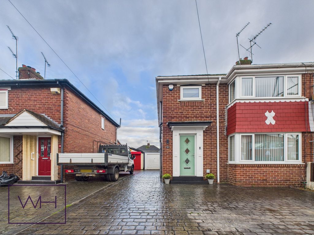 Property photo 1 of 20 Cam03785G0-Pr0322-Still020