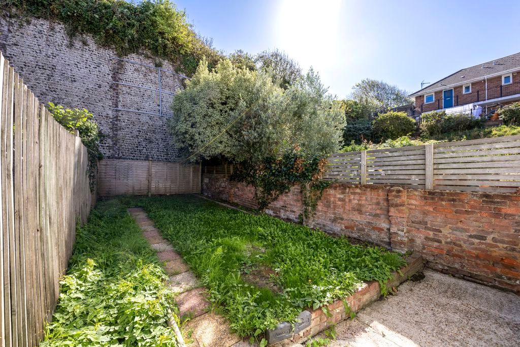Property photo 2 of 16 Photo 8