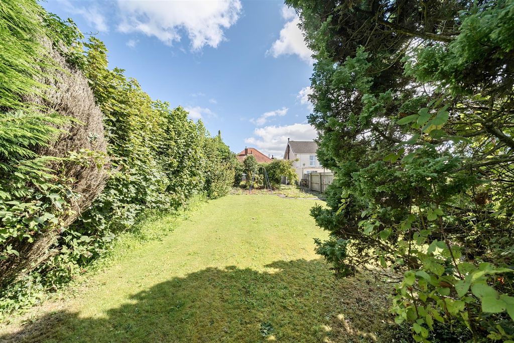 Property photo 1 of 26