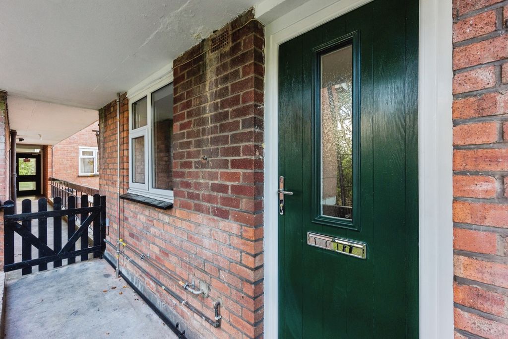 Property photo 2 of 18 Pbox-Img.Jpg
