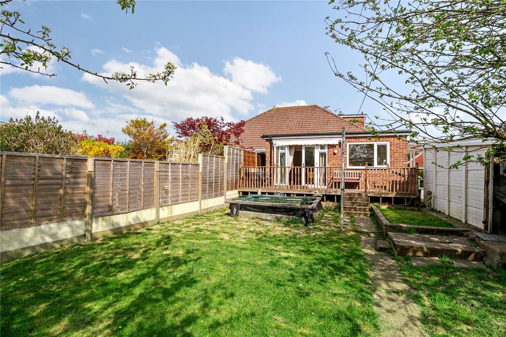 Property photo 2 of 13 Picture No. 10
