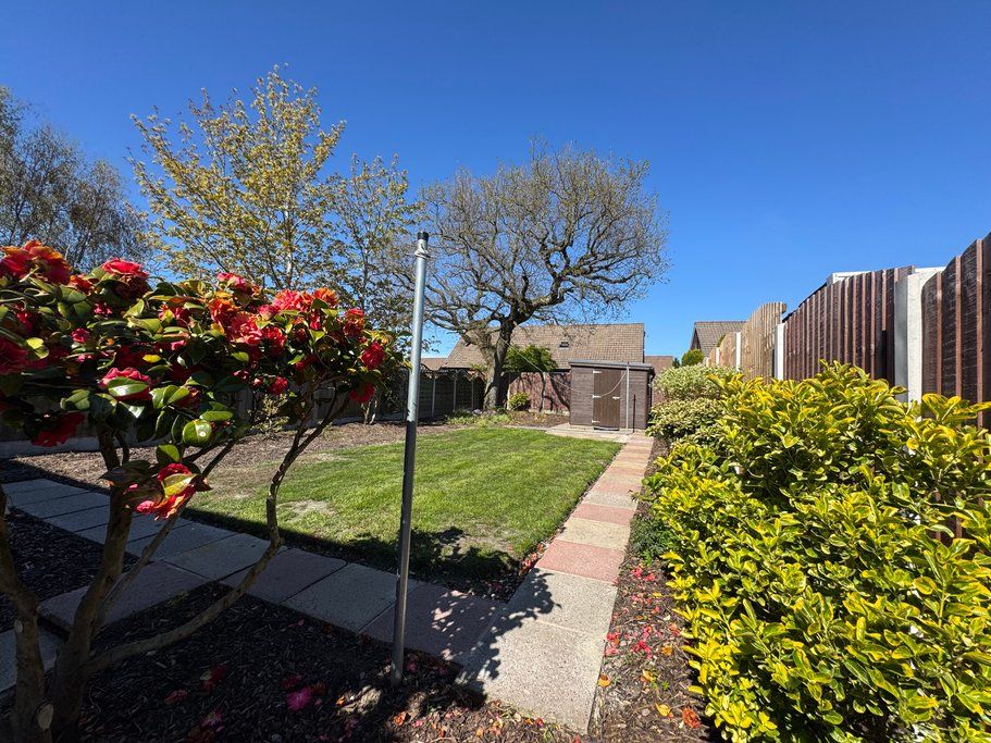 Property photo 2 of 16