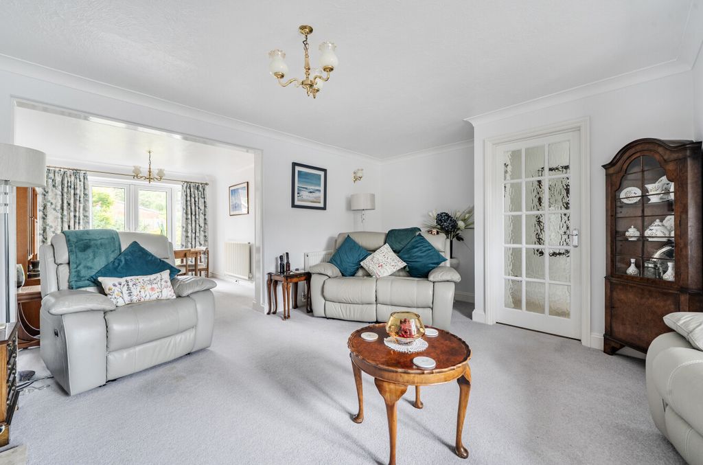 Property photo 2 of 19 1477011-21-6A2c05...