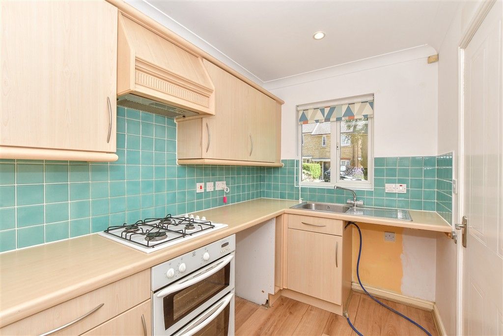 Property photo 2 of 13 Kitchen