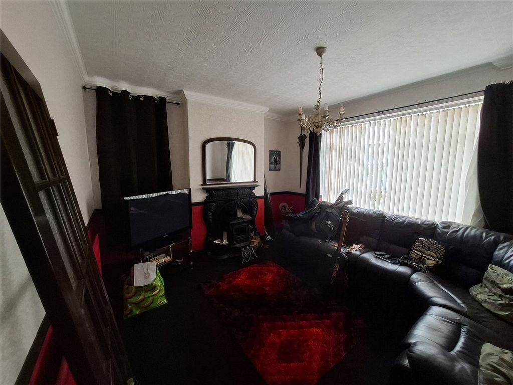 Property photo 3 of 10 Family Room