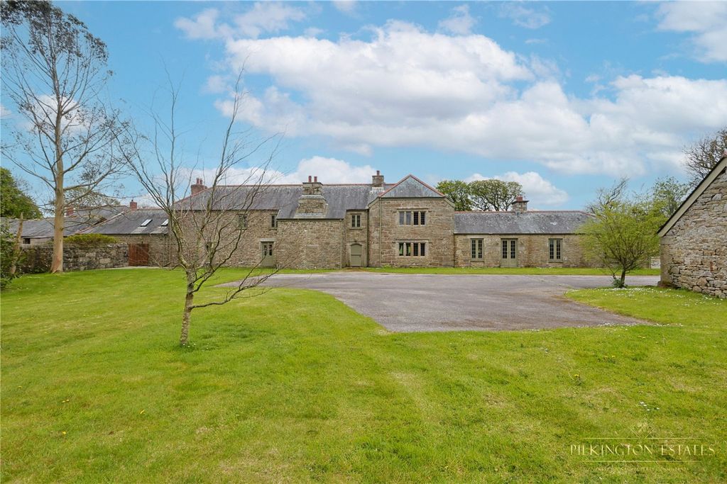 Property photo 2 of 32 4271611