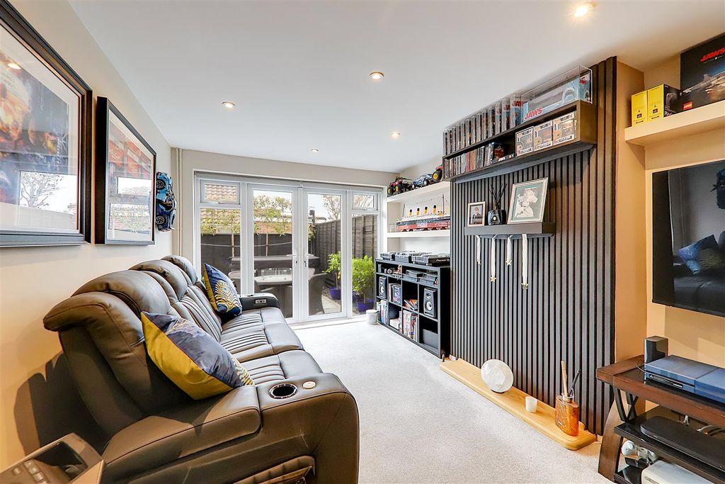 Property photo 2 of 21 Img_7546-Img_7548.Jpg