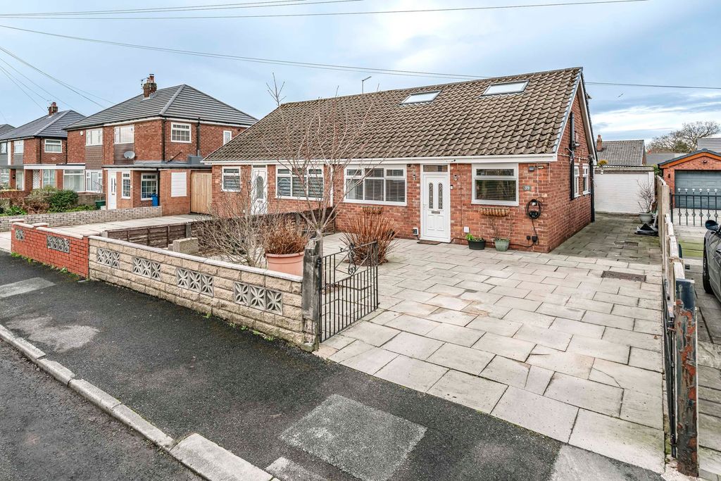 Property photo 1 of 25