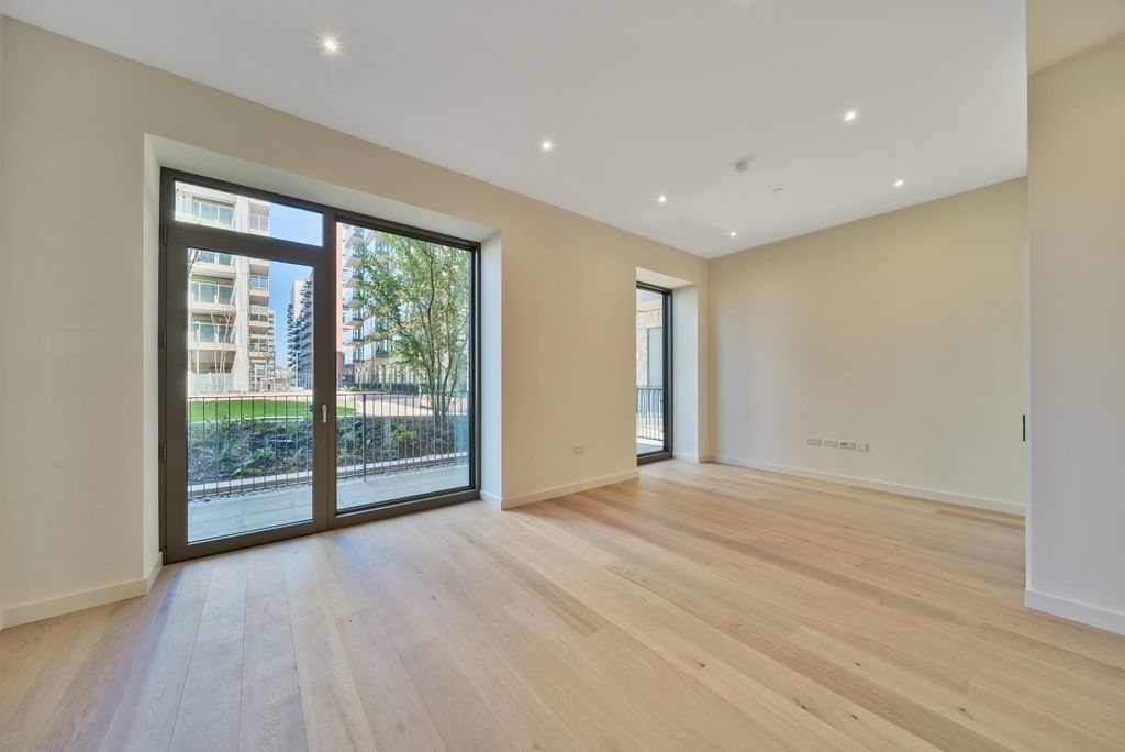 Property photo 2 of 19 1277437 (13)