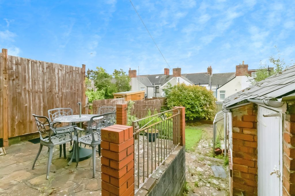 Property photo 2 of 16