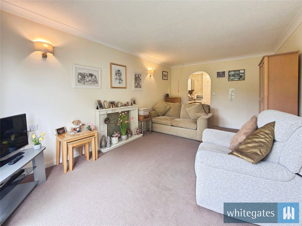 Property photo 2 of 12 Picture No. 01
