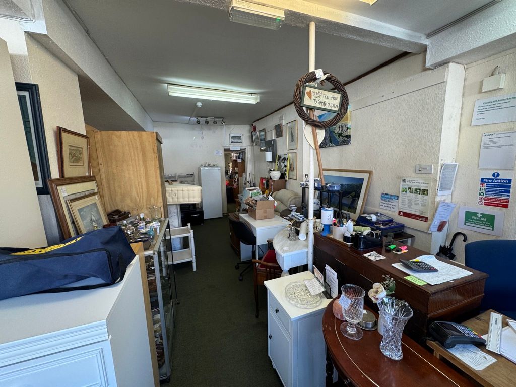 Property photo 3 of 11 Photo 2