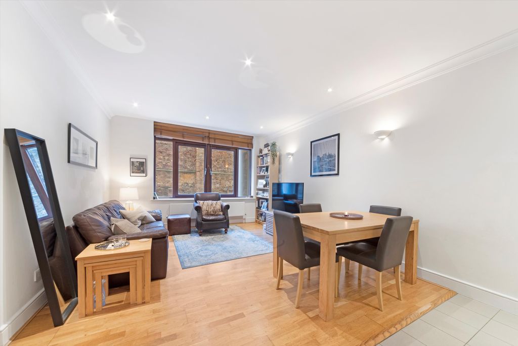 Property photo 1 of 14 Image
