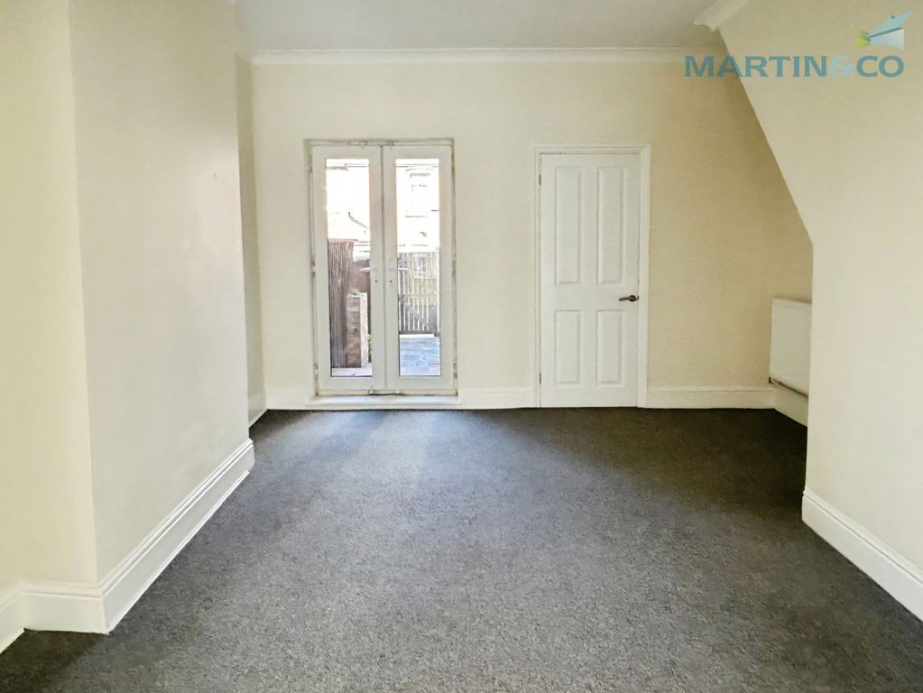 Property photo 3 of 9 8504E4d2-6535B3F7-Cf5F-4031-A5c9-22d3Aeca1636