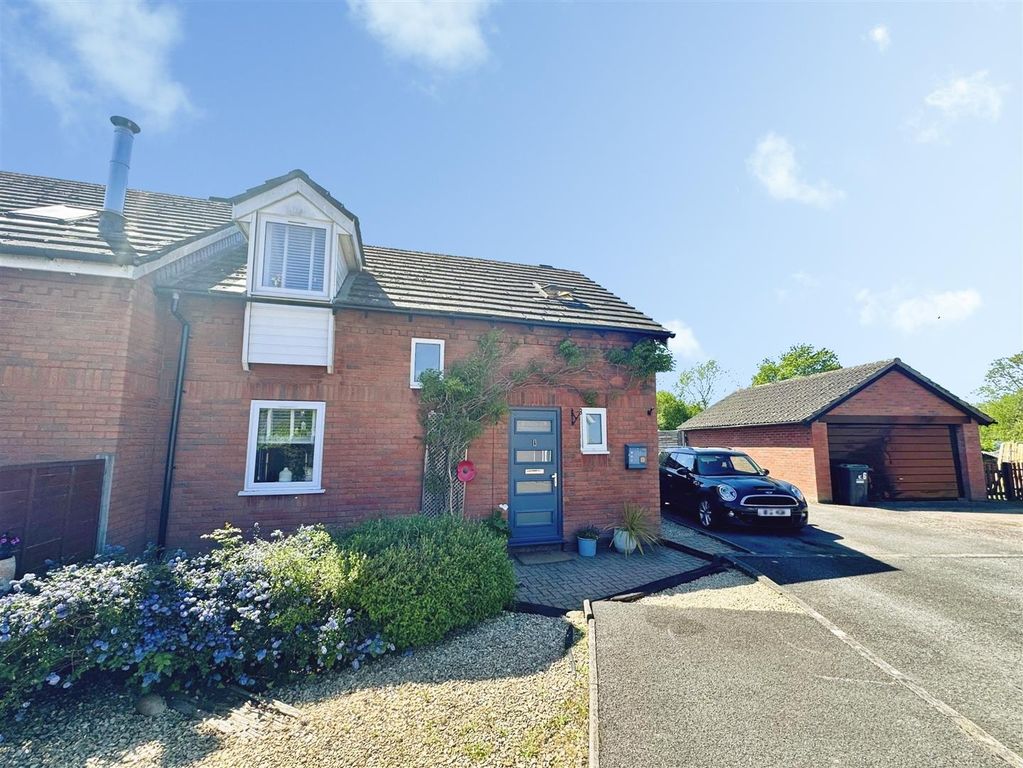 Property photo 1 of 21 Arthurs Court