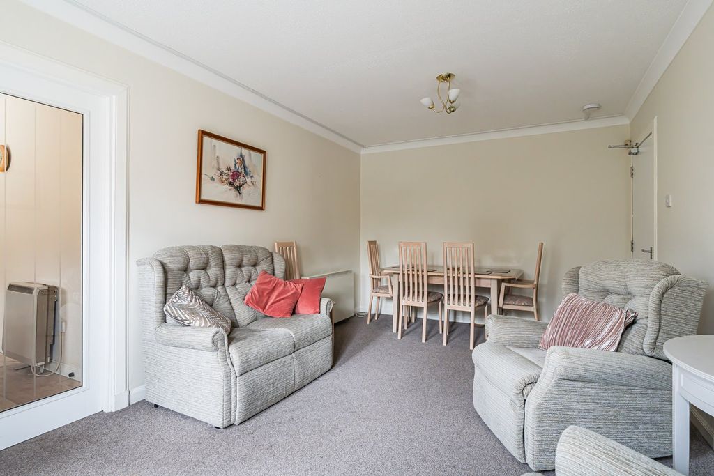 Property photo 3 of 16