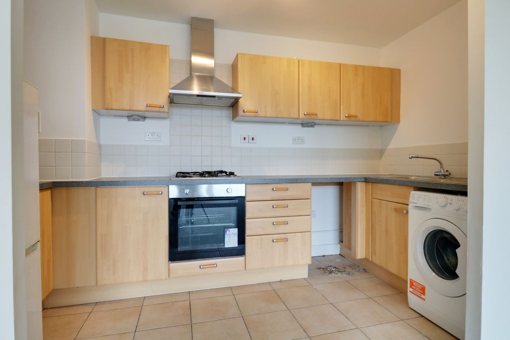 Property photo 3 of 10 4467073