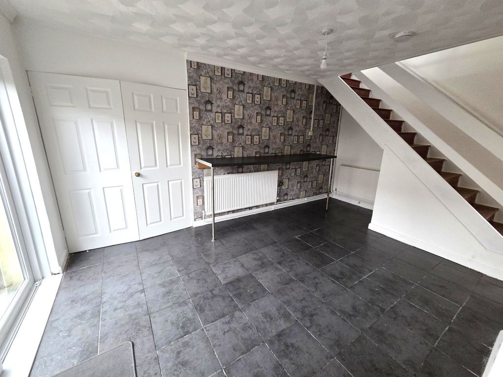 Property photo 3 of 24 Photo 4