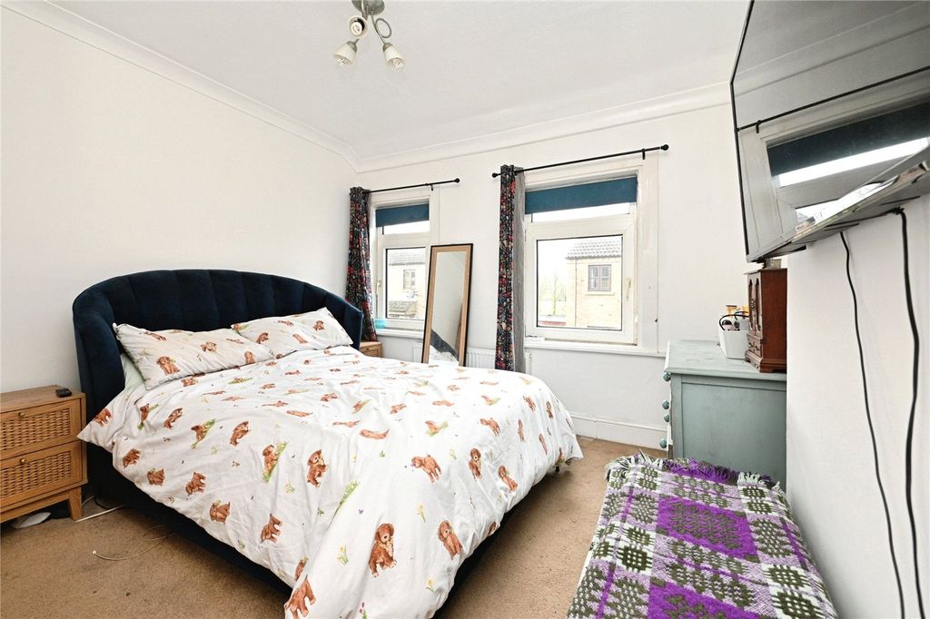 Property photo 3 of 14 Picture No. 02