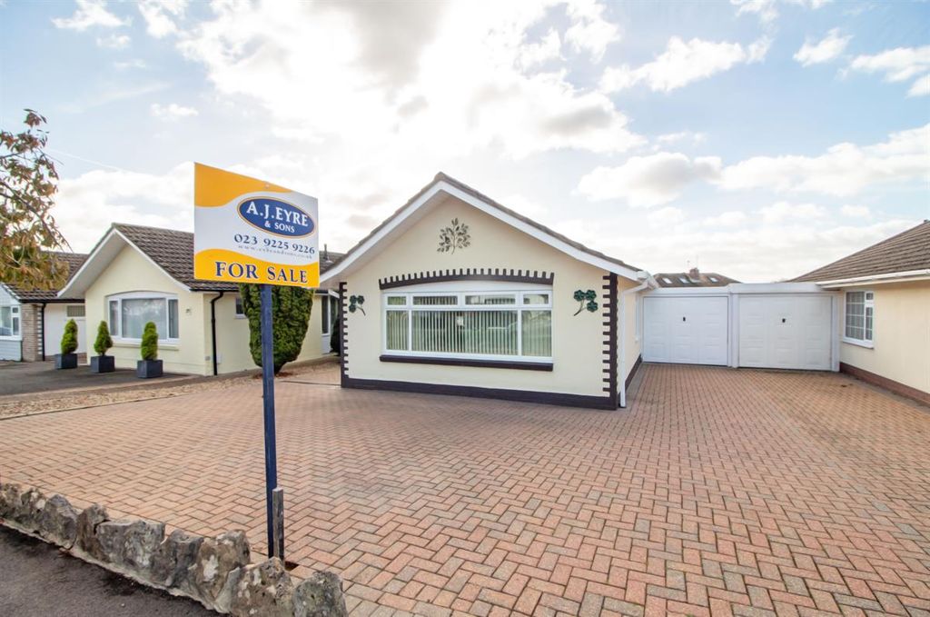 Property photo 1 of 18