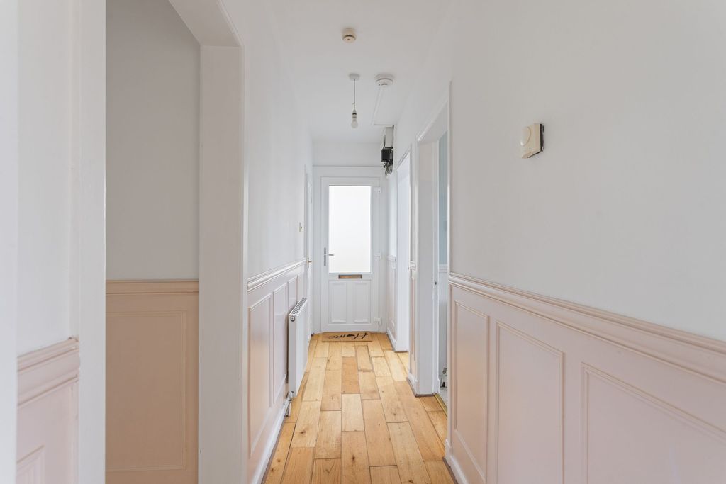 Property photo 2 of 24 Hallway