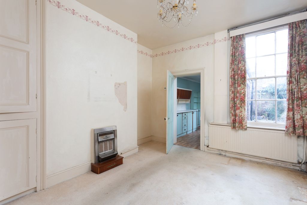 Property photo 3 of 13 Dining Room