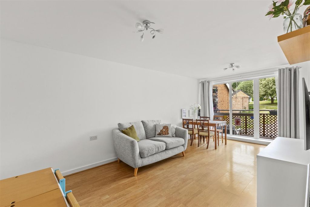 Property photo 3 of 12 St Hughs Ave-2.Jpg